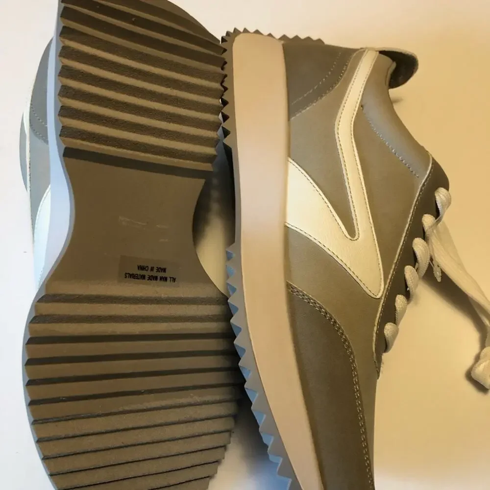 Dolce Vita Women's Breela Athleisure Style Two Color  Lace Up Sneakers  Sz 8.5